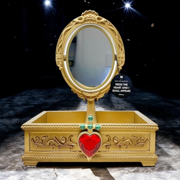 Bath & Body Works Evil Queen Light Up Mirror Tray - Picture 9 of 9